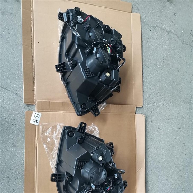 WG9525720025 HOWO Left Headlight factory WG9525720025 HOWO Left Headlight factory